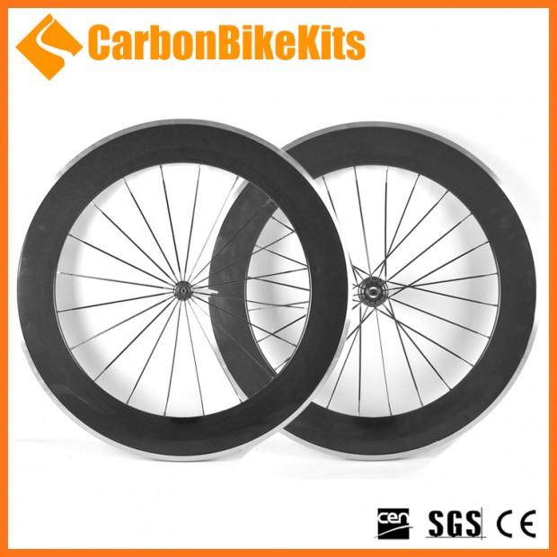 700C 80x23mm Cerchio Clincher in Carbonio con Superficie Frenante in Lega per Bicicletta da Strada